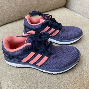 Women’s Adidas Energy Cloud running shoe size 6.5 Like new